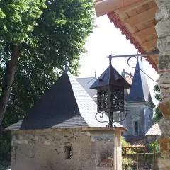 Au Détour des Pas Enchantés