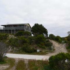 Lantauanan - The Lookout