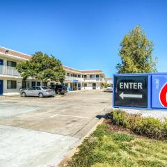 Motel 6-Redding, CA - North