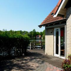 Holiday home Vakantiepark Het Timmerholt 5