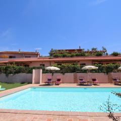 Farmhouse in Montalto near Sandy Beaches