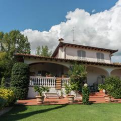 Villa in Tuscany with Pool near Certaldo