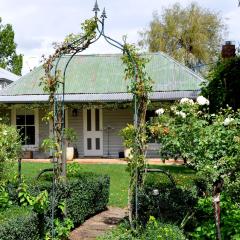 Drayshed cottage