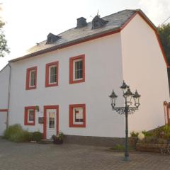 Country house with private garden