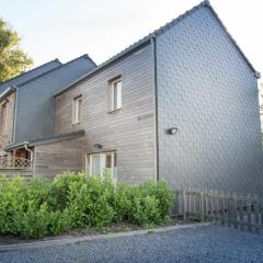 Renovated Cottage in Corn mont with Garden