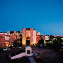 Desert Cave Hotel