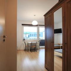 Kawalerka cynamonowa