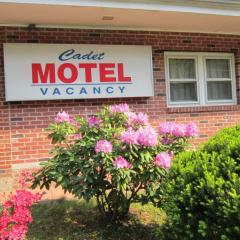 카데트 모텔(Cadet Motel)