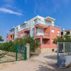 Apartments Miki & Roza