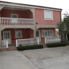 Suzi Apartmani