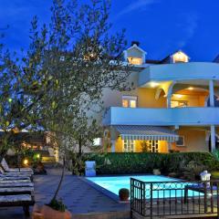 Villa Vanilla with Heated Pool