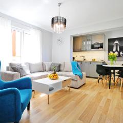 Luxury Marina Apartment