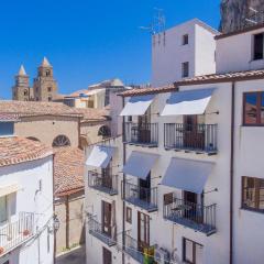 Cefalu in Blu