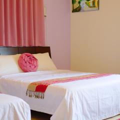 Plum Blossom Inn Homestay