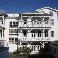 Ferienwohnung im Ostseebad Göhren in Strandnähe, Kurhaus Nordstrand,Nähe Binz und Sellin