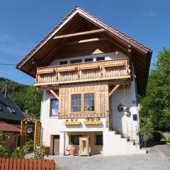 Ferienhaus in der Schlipfing mit Garten