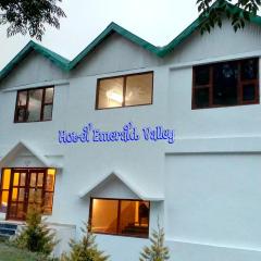 Hotel Emerald Valley