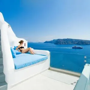 Hyperion Oia Suites