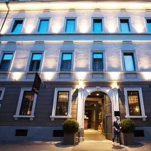 Fifty House Cellini