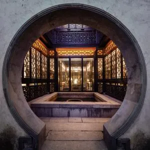 Uin Oriental Hotel