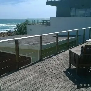 Sailaway Beach House