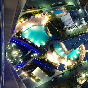 Tallest Tower SkyHomes | 9 Hamilton Avenue