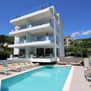 Stylish apartment 100 m from the beach