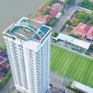 Infinity 28 Condominium