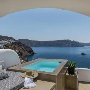 3 Caves by Caldera Houses