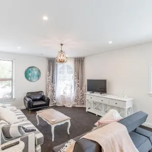 Provincial Apartment 2 - Luxury
