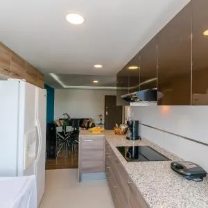 Suite de Lujo, Piso Alto, junto Parque Carolina, Generador electrico