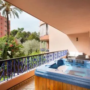 The Sapphire Apartment with Private Swimming Pool & Hot Tub - Hivernage Quarter - By Goldex Marrakech