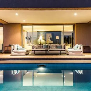 Al Maaden 132 - Luxury front line golf villa with heated pool
