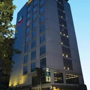 Best Western Plus Maple Leaf