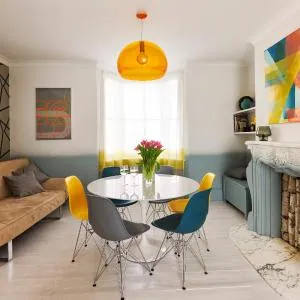 Stylish Seaside Maisonette - 200m to Beach