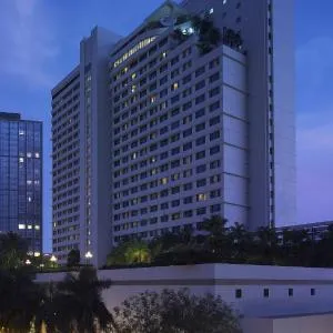 New World Makati Hotel, Manila
