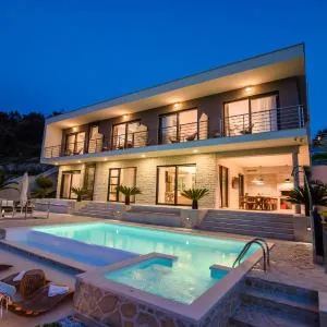 VILLA TONI
