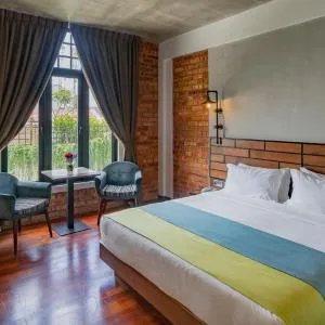 Treasures Hotel and Suites