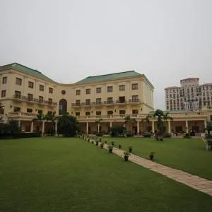 DLF City Club Phase 4