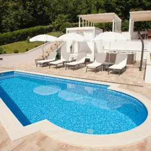 Villa Garden Apartment with Pool Opatija