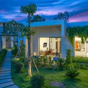 The Villa by Metta