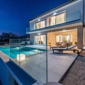 Villa Olea, luxury retreat with nature blend
