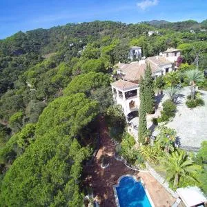 Villa Candela En La Colina
