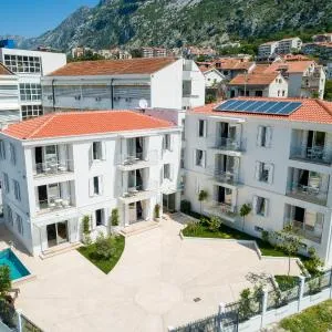 MAISON W