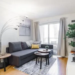 AOC Suites - Heart of Downtown Condo