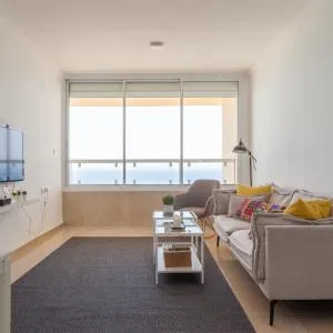 O&O Group-Exiting Beach View Best Loc Bat-Yam 3BR