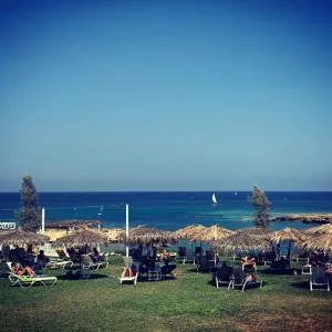 Phaedrus Living: Seaside Luxury Villa Anafi