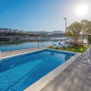 Four-Bedroom Holiday Home in Sibenik