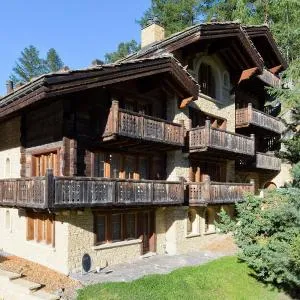 Chalet Kisseye with heated Pool and Matterhorn views