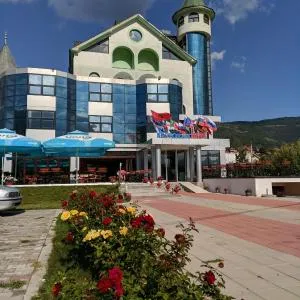 Rooms and Restaurant Abas